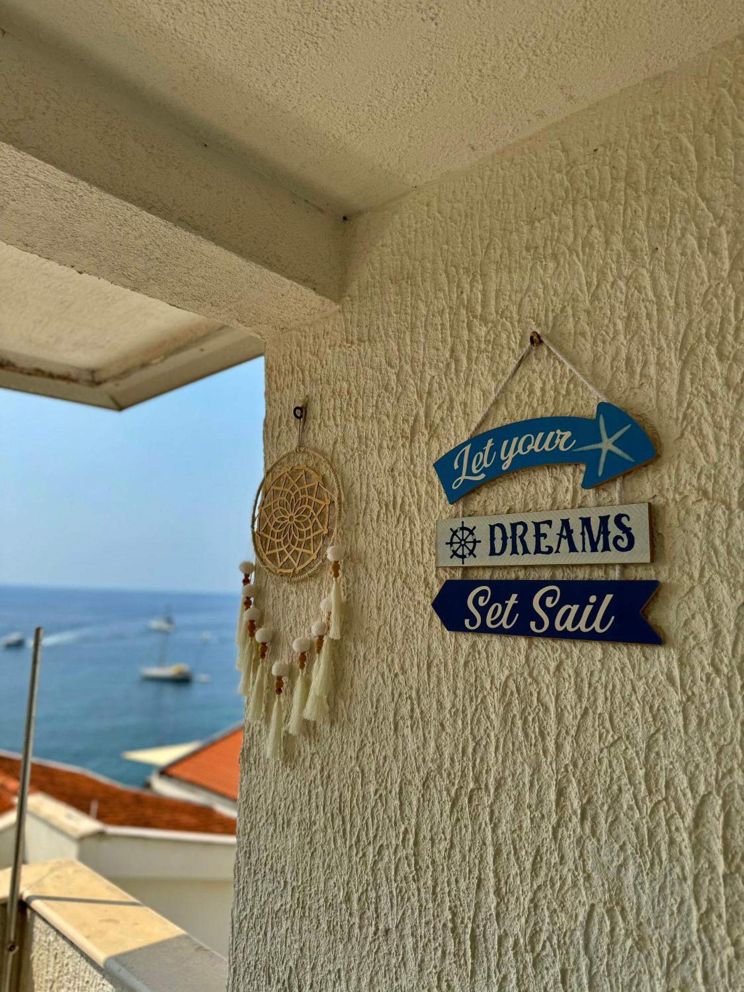 Pine&Sea Beach Retreat Sveti Stefan Extérieur photo